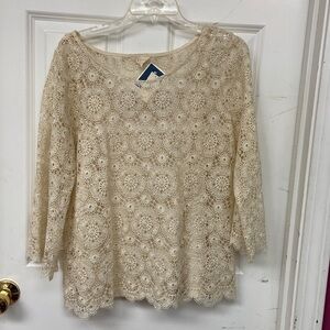 NWT 🆕Adiva Womans Crochet Long Sleeve Built In Tank Top Blouse Size Large